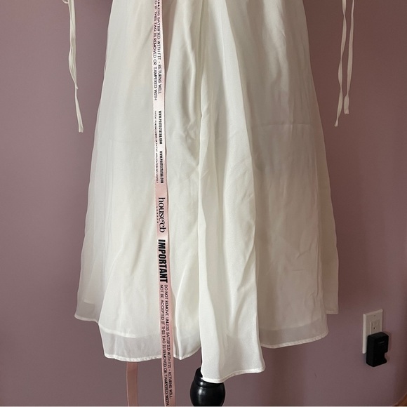 NEW! House of CB- Princess Ivory Georgette Mini Dress Size Small PLUS CUP - Picture 10 of 12